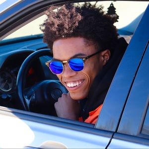 Meet your Posher, Blake